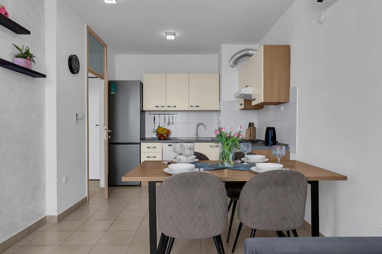 Apartman Magnolia Makarska Ngoại thất bức ảnh