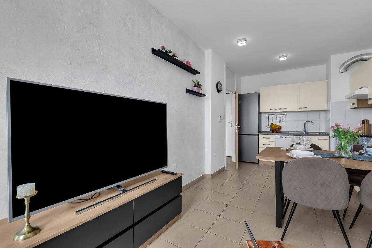Apartman Magnolia Makarska Ngoại thất bức ảnh